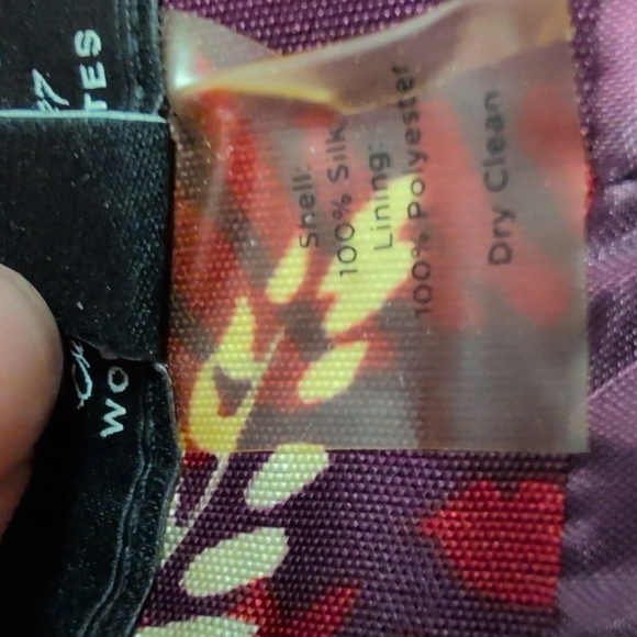 Talbots 100% Silk Flora/Red Paisley Wrap Skirt Size 14 P EUC - Picture 11 of 11